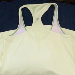 Lululemon women’s workout tank